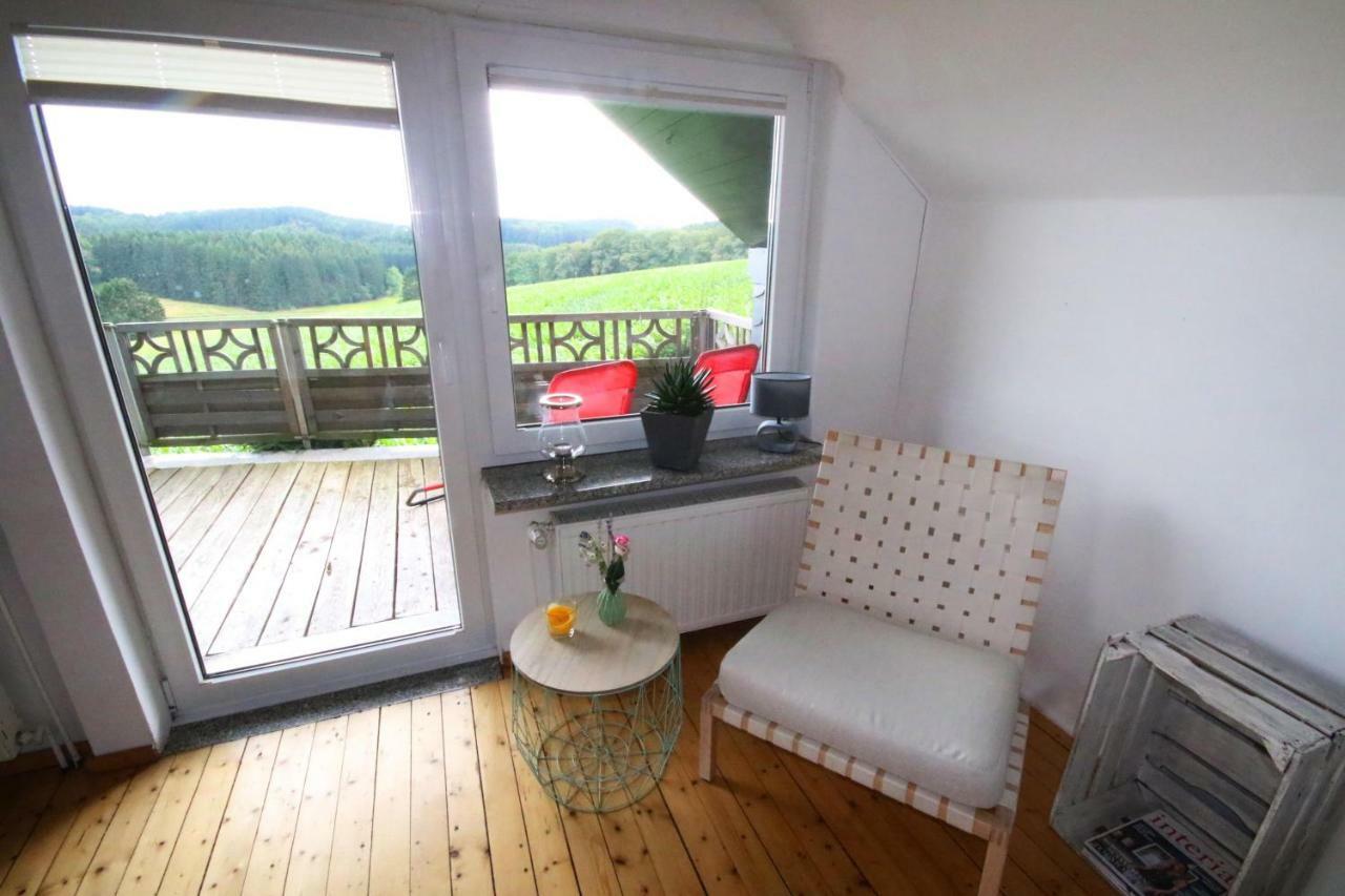Kleines Haus Mitten In Der Natur Mit Eigener Terrasse Und Sonnenbalkon Halver Kültér fotó